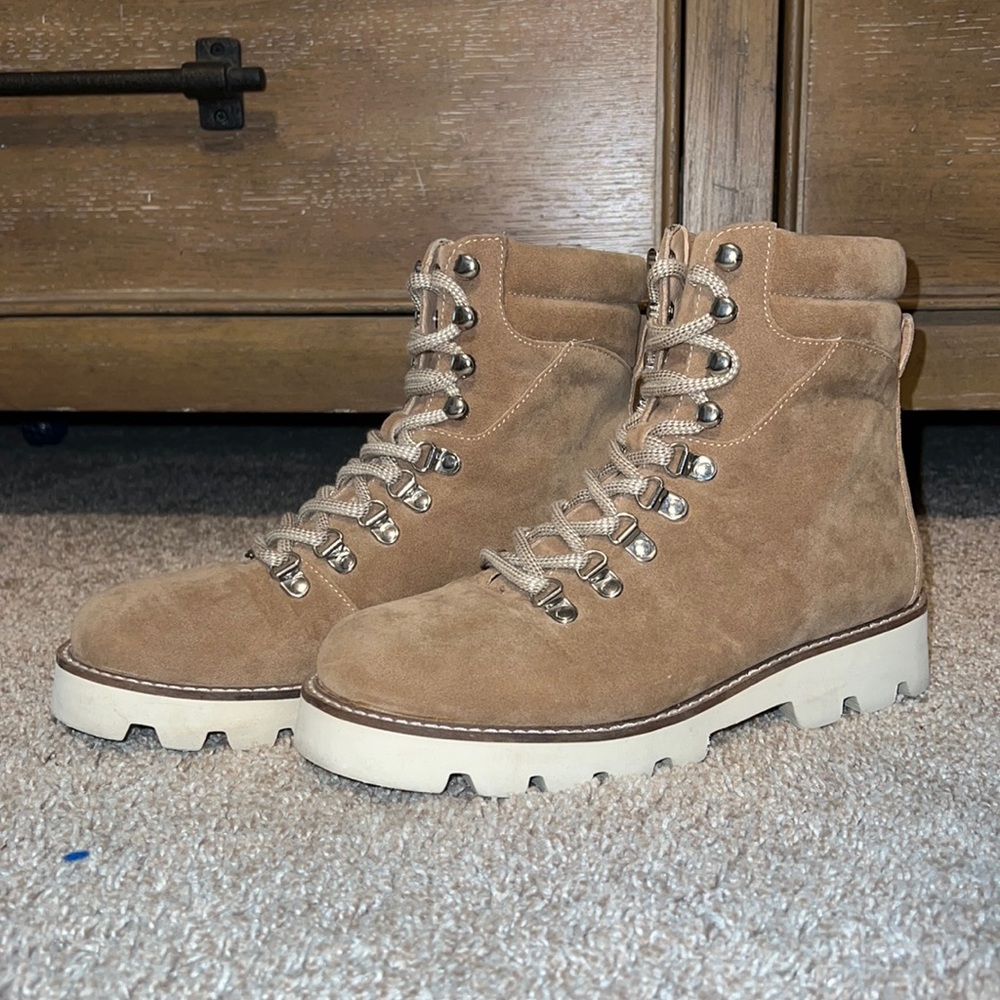 VICI Ankle Booties